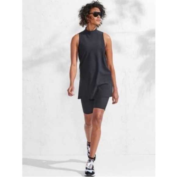 ATHLETA INTERSTELLAR BIKE TUNIC comfy athletic outdoors Elevated athleisure - Picture 2 of 10